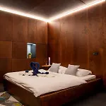 Hotel na wodzie Modul Kometa *
