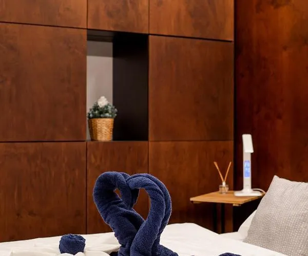 Modul Kometa Úszó hotel